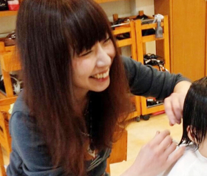 スタッフエミコ